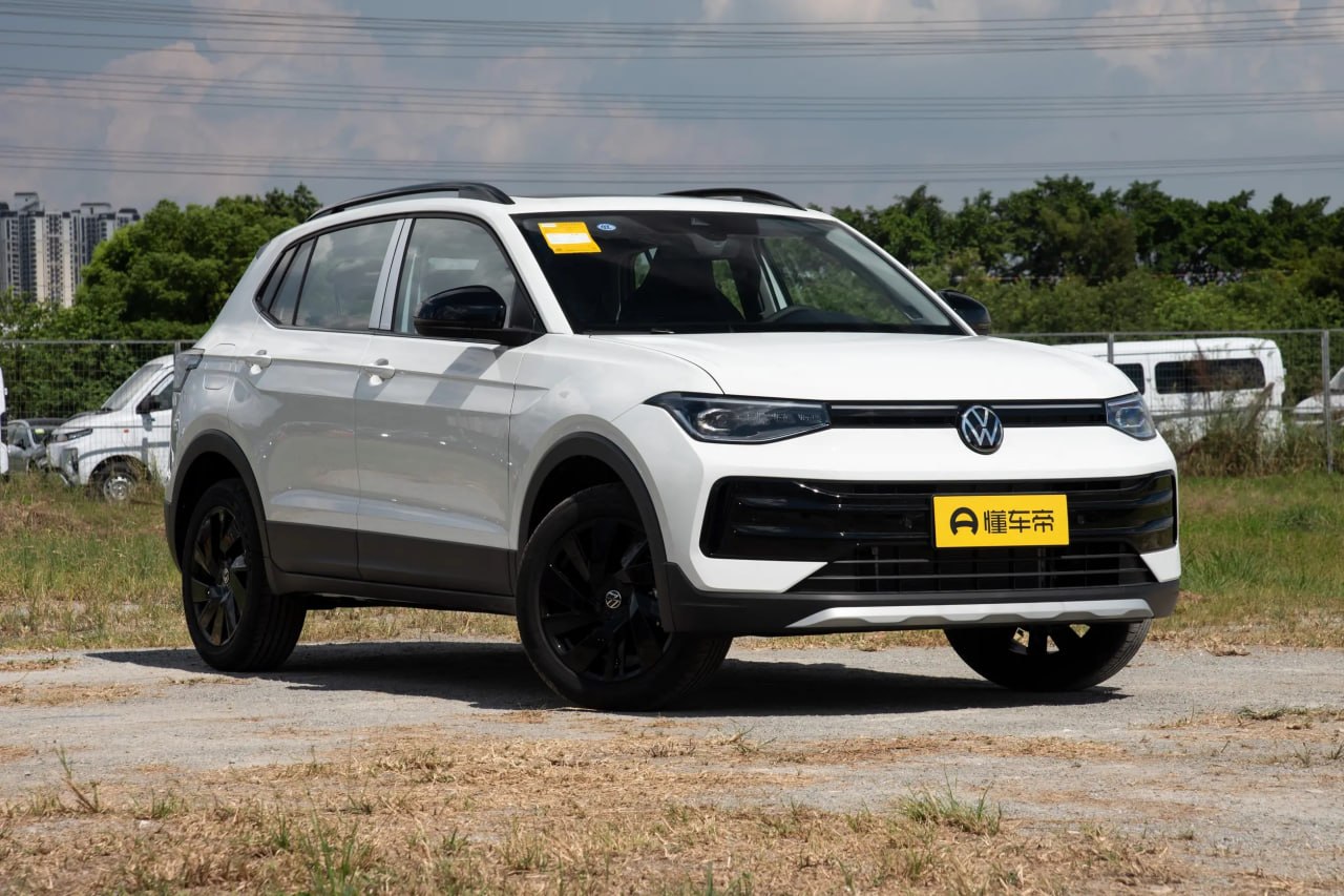 Volkswagen Tharu XR 1.5 AT Sharp Intention (2)